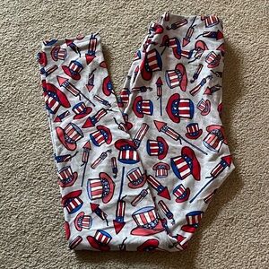 🔥BOGO🔥 NWOT Lularoe OS Uncle Sam Patriotic Leggings